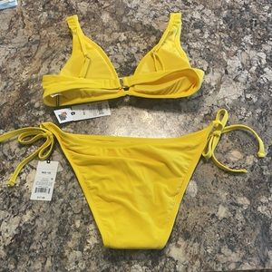 Shade and shore bikini set, never worn